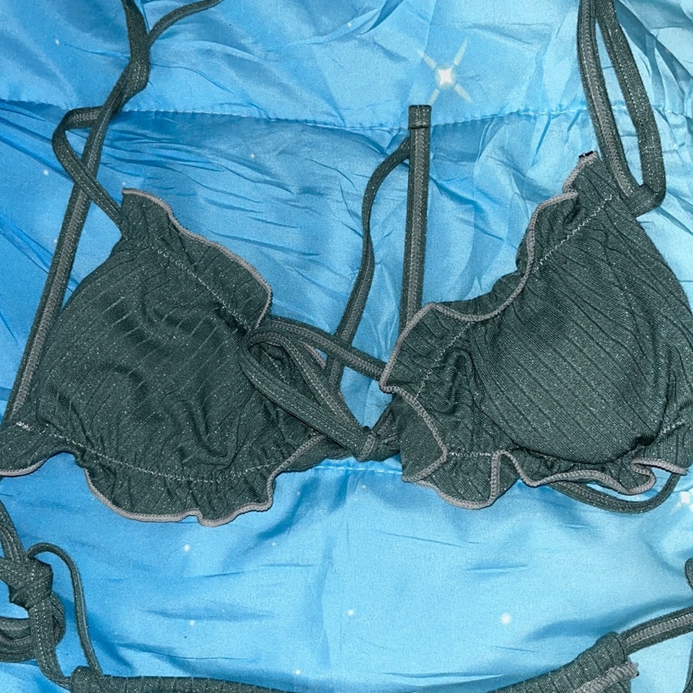 New Ribbed Bikini - Picture 2 of 3